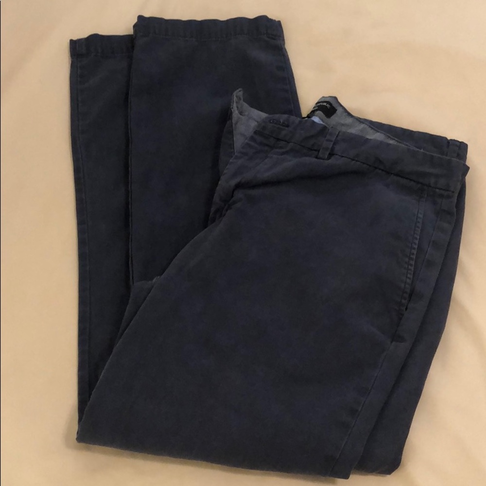 Banana Republic 35x32 navy chinos